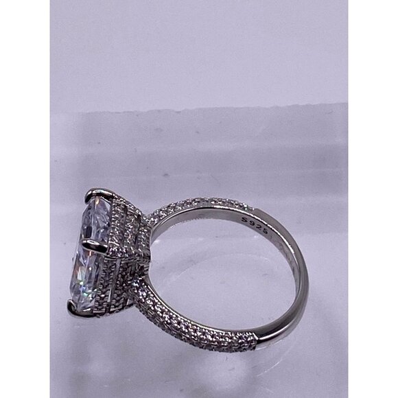 7.0ct Radiant Cut Engagement Ring, Simulated Diamond 925 Sterling Size 8.5 - Picture 12 of 12